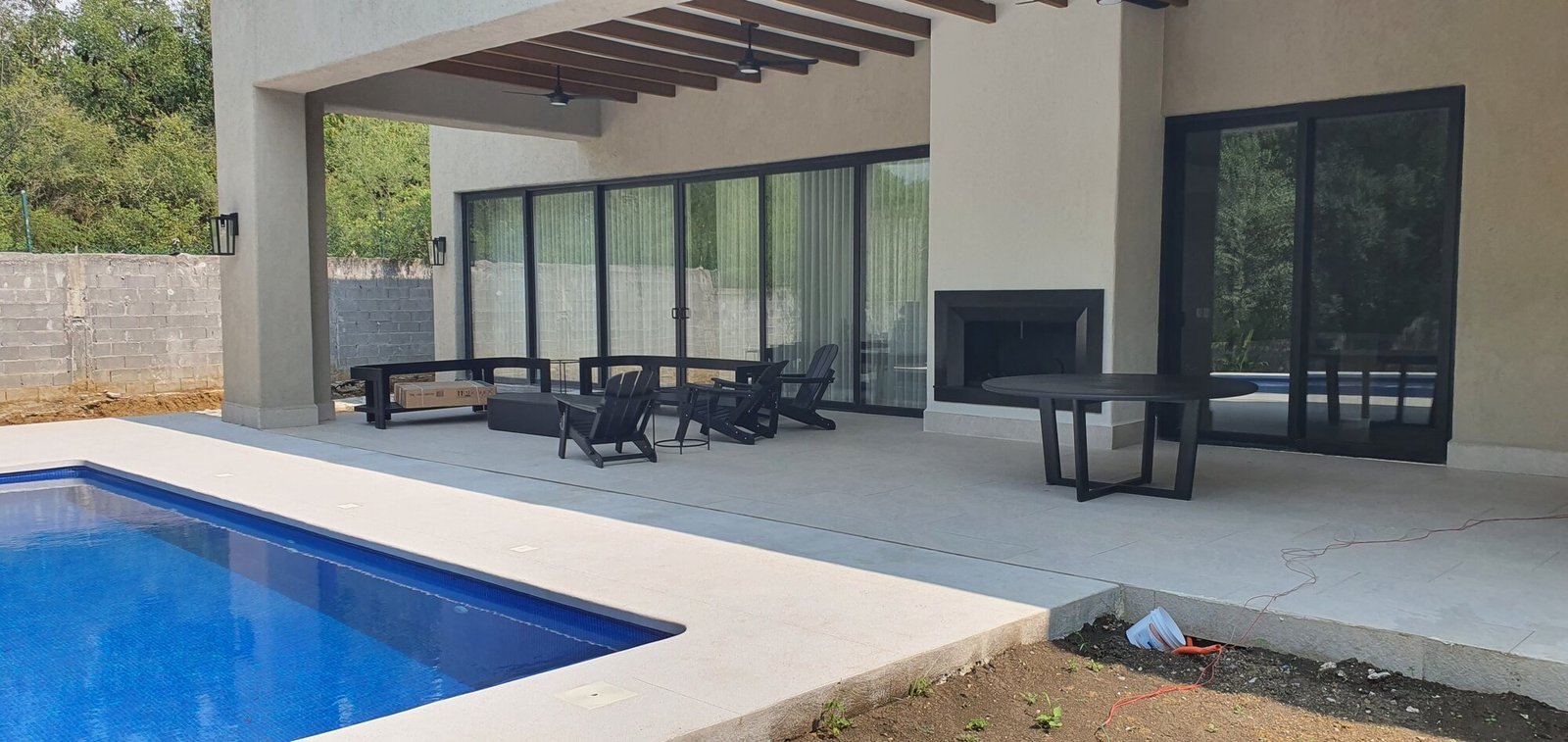 Quinta Villa de Santiago con solución de ventanería EUROHAUS